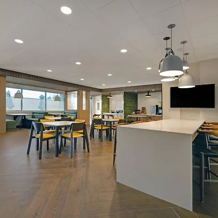 Fairfield By Marriott Inn & Suites Denver Airport At Gateway Park-3